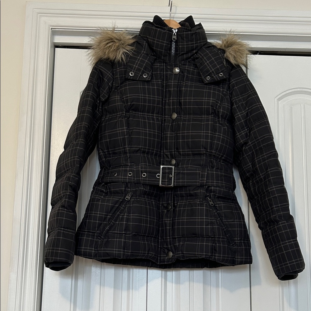 Esprit Black Plaid Puffer Jacket with faux Fur Trim